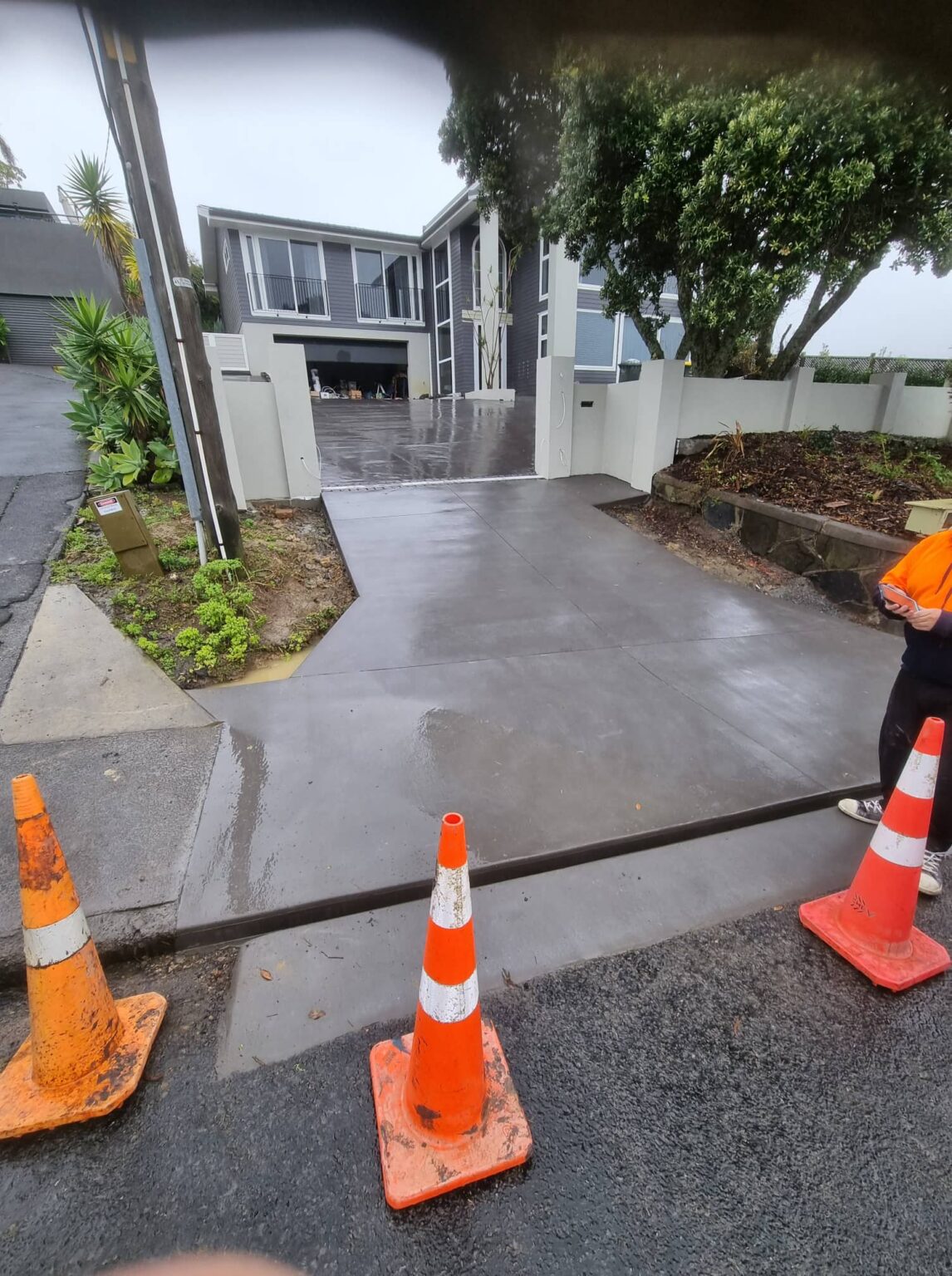 how-much-does-a-20kg-bag-of-concrete-cover-cm-concrete-driveways-auckland